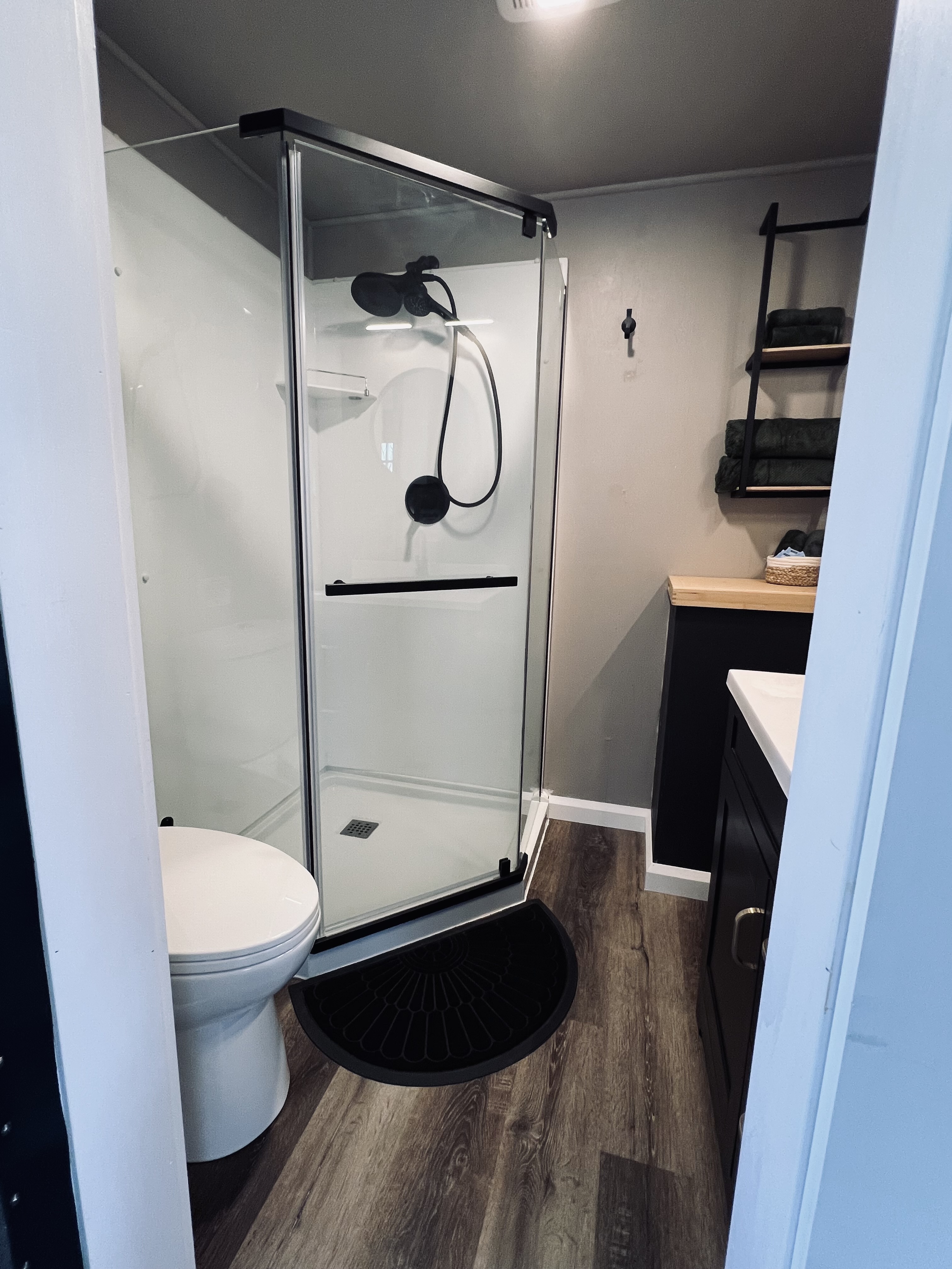Modern Bathroom